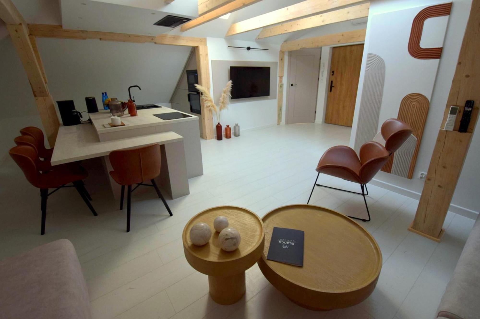 וובה Apartamenty Blanca מראה חיצוני תמונה